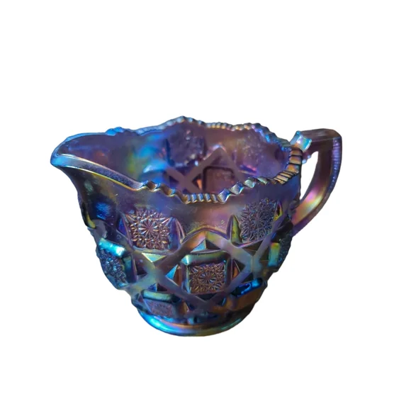 Vintage Westmoreland Glass Quilt Pattern Amethyst Creamer pitcher handle - Picture 3 of 7